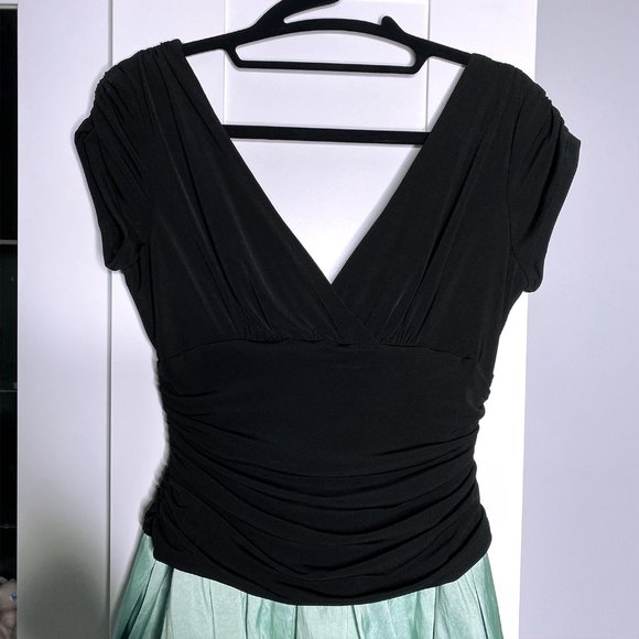 Dressbarn Black & Mint Dress - Size 4 - Picture 6 of 9